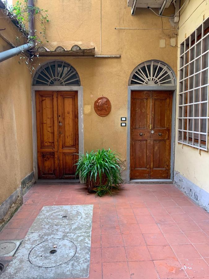 Apartment Quiet House In The Historic Heart Of - Ruote Florenz